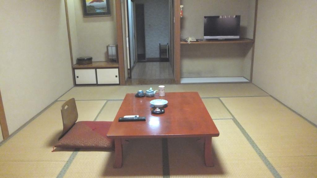 Hotel Oyado Kagetsu Sado Esterno foto